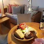 ゲストハウス Schittlerhaus オーベルストドルフ